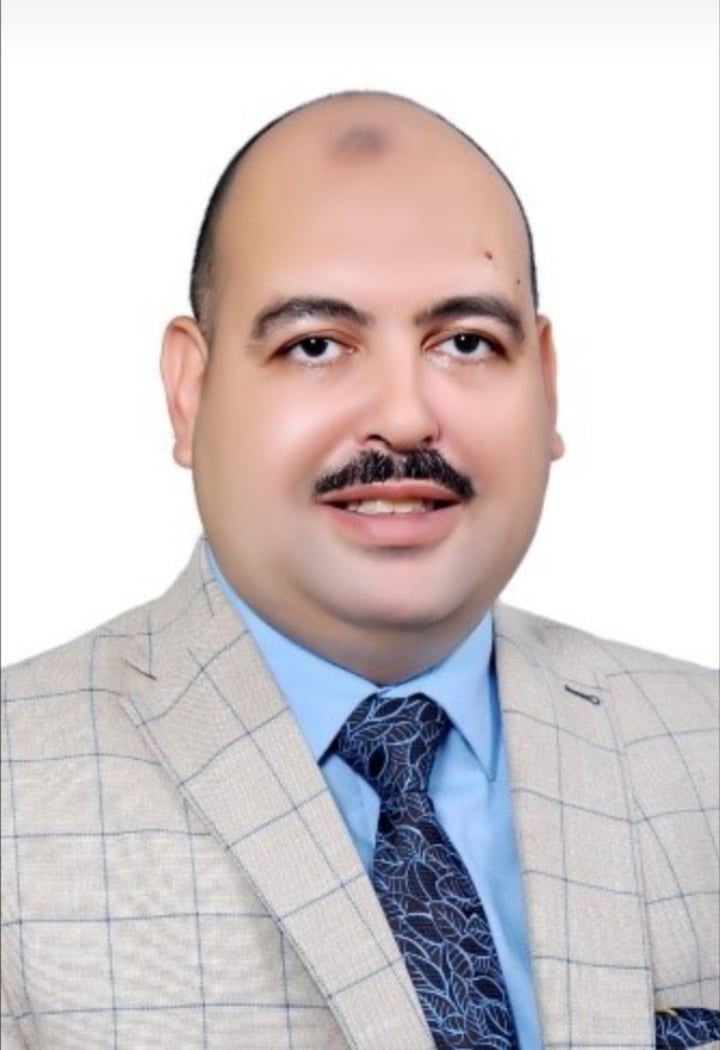 الدكتور محمود عويضة عميد كلية العلاج الطبيعي الدكتور محمود عويضة عميد كلية العلاج الطبيعي