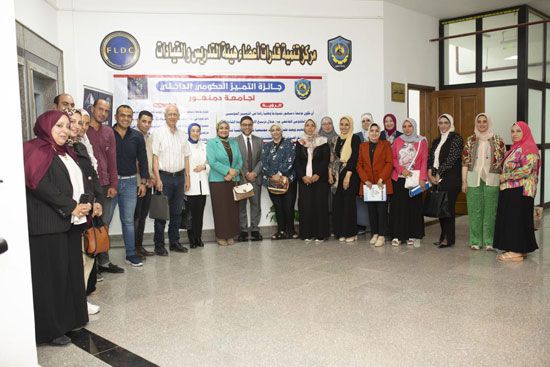 جامعة دمنهور تعقد دورة تدريبية متخصصة لسفراء التميز بمختلف الكليات