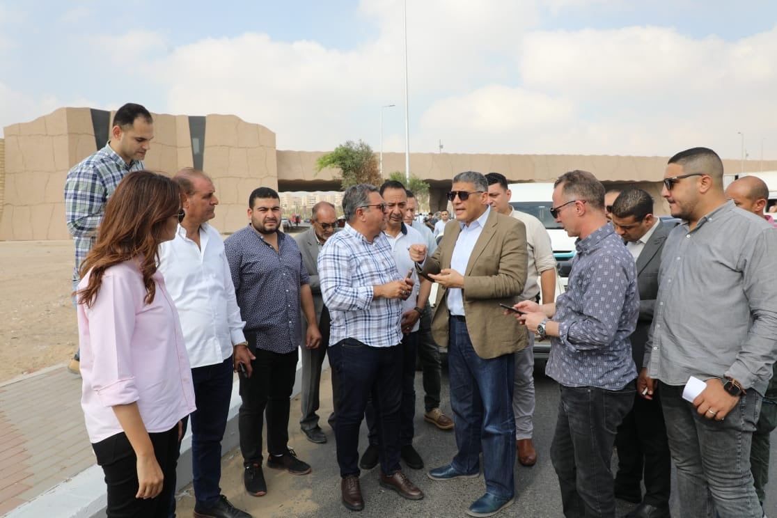 جولة محافظ الجيزة بمحيط المتحف المصري الكبير