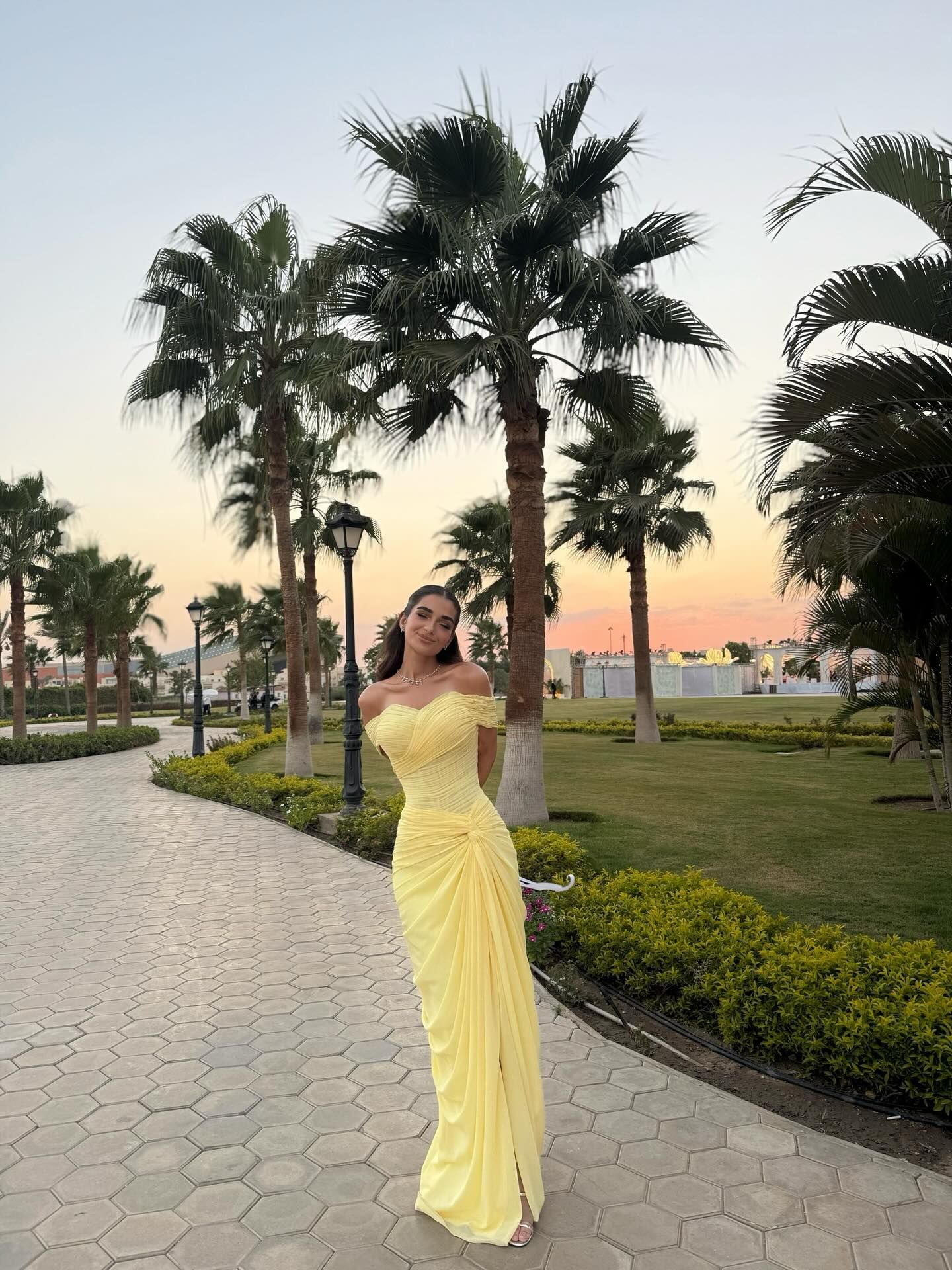 ملك زاهر (2) ملك زاهر (2)