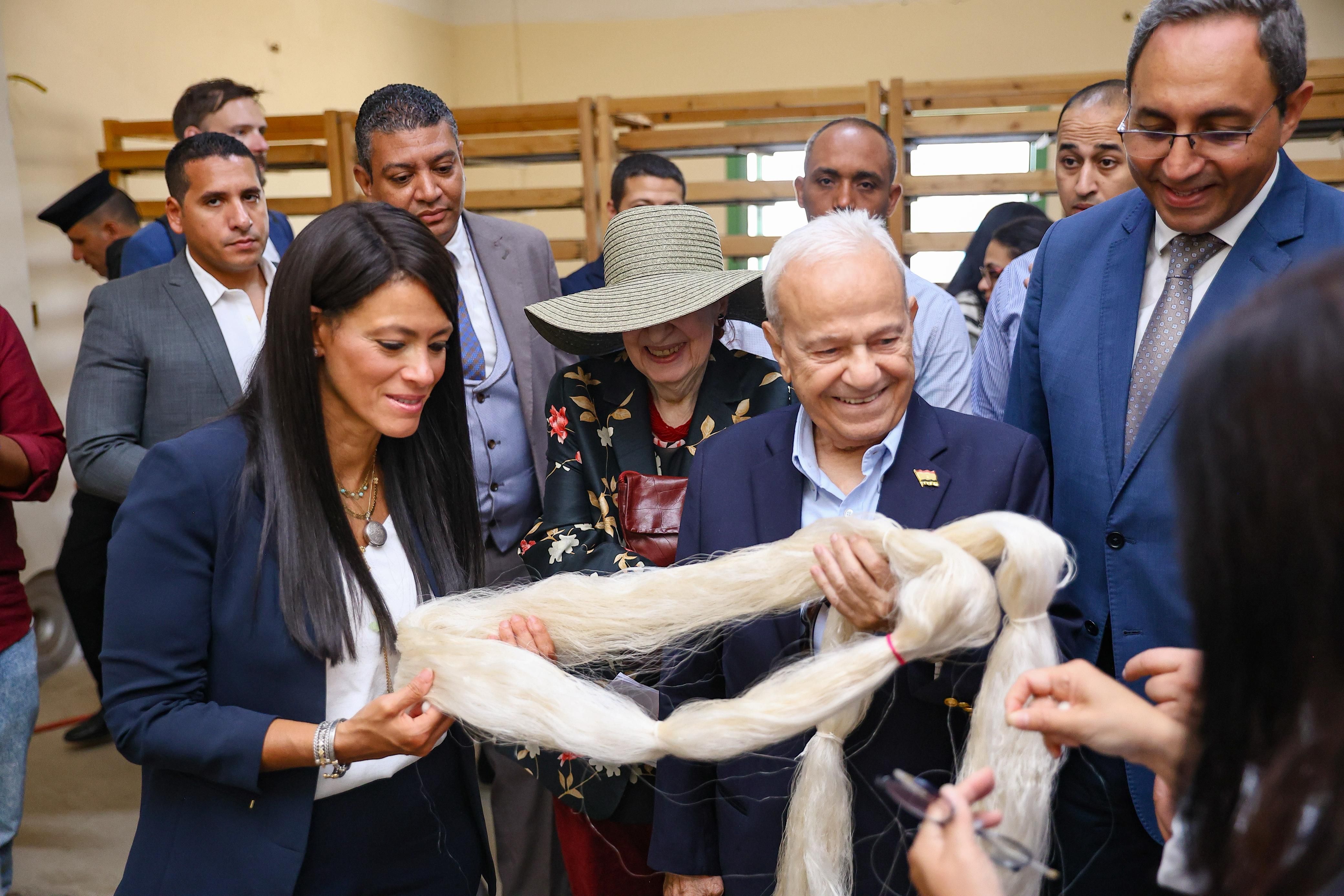 المشاط في الزيارة المشاط في الزيارة