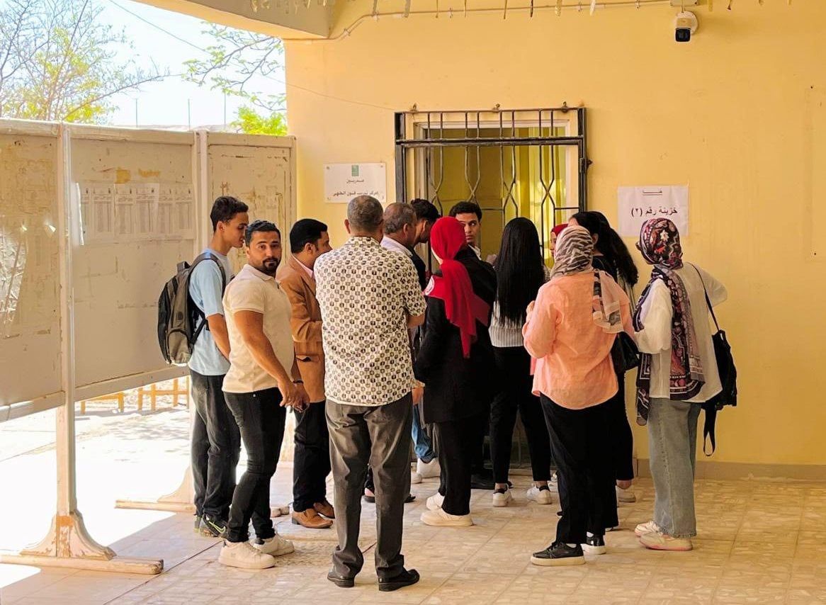 الإقبال على الكشف الطبي للطلاب الجدد والمقابلات الشخصية