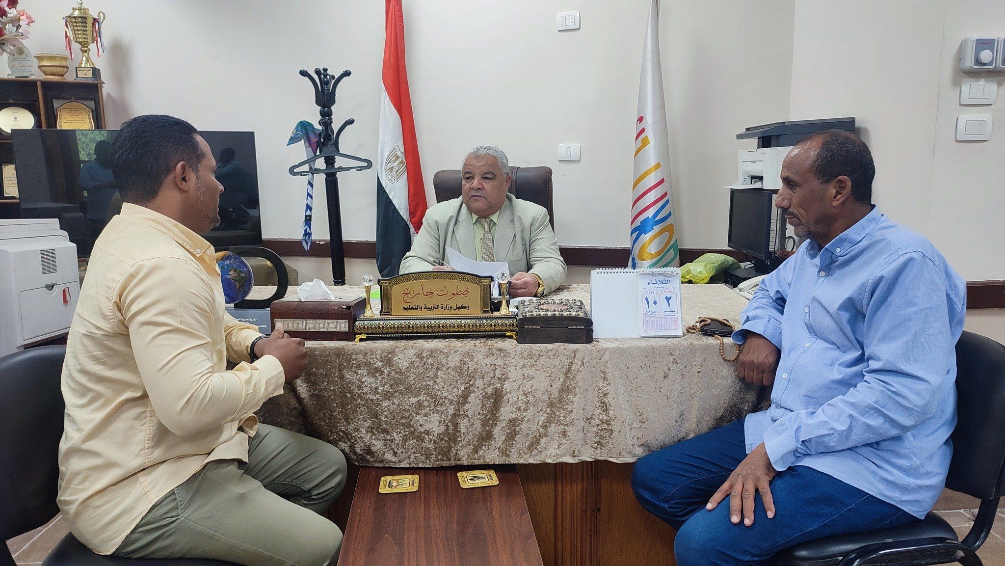 لقاء التجهيز لصيانة مدارس الأقصر قبل العام الجديد لقاء التجهيز لصيانة مدارس الأقصر قبل العام الجديد