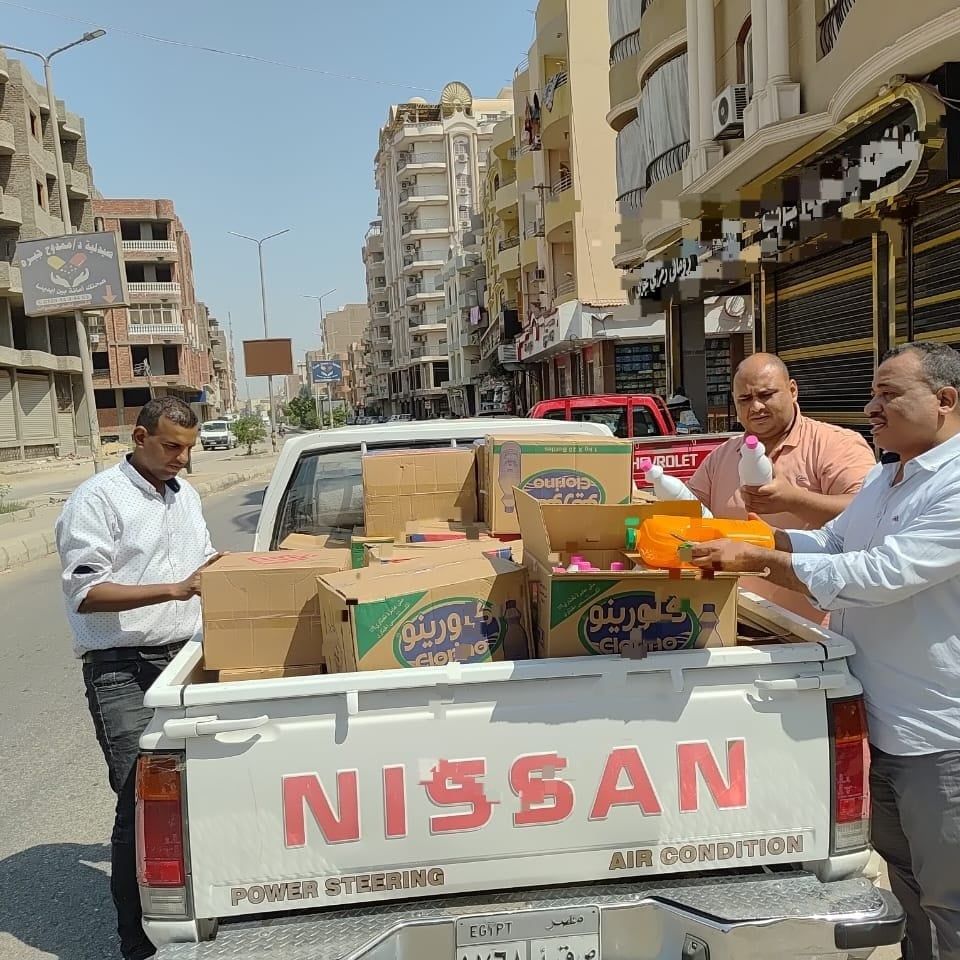 تموين الأقصر يضبط طن كلور ومنظفات مجهولة المصدر ببندر الأقصر تموين الأقصر يضبط طن كلور ومنظفات مجهولة المصدر ببندر الأقصر