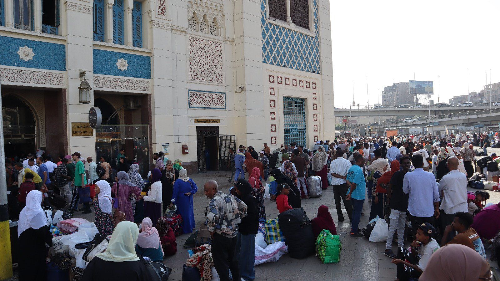 العودة الطوعية للأشقاء السودانيين (1) العودة الطوعية للأشقاء السودانيين (1)
