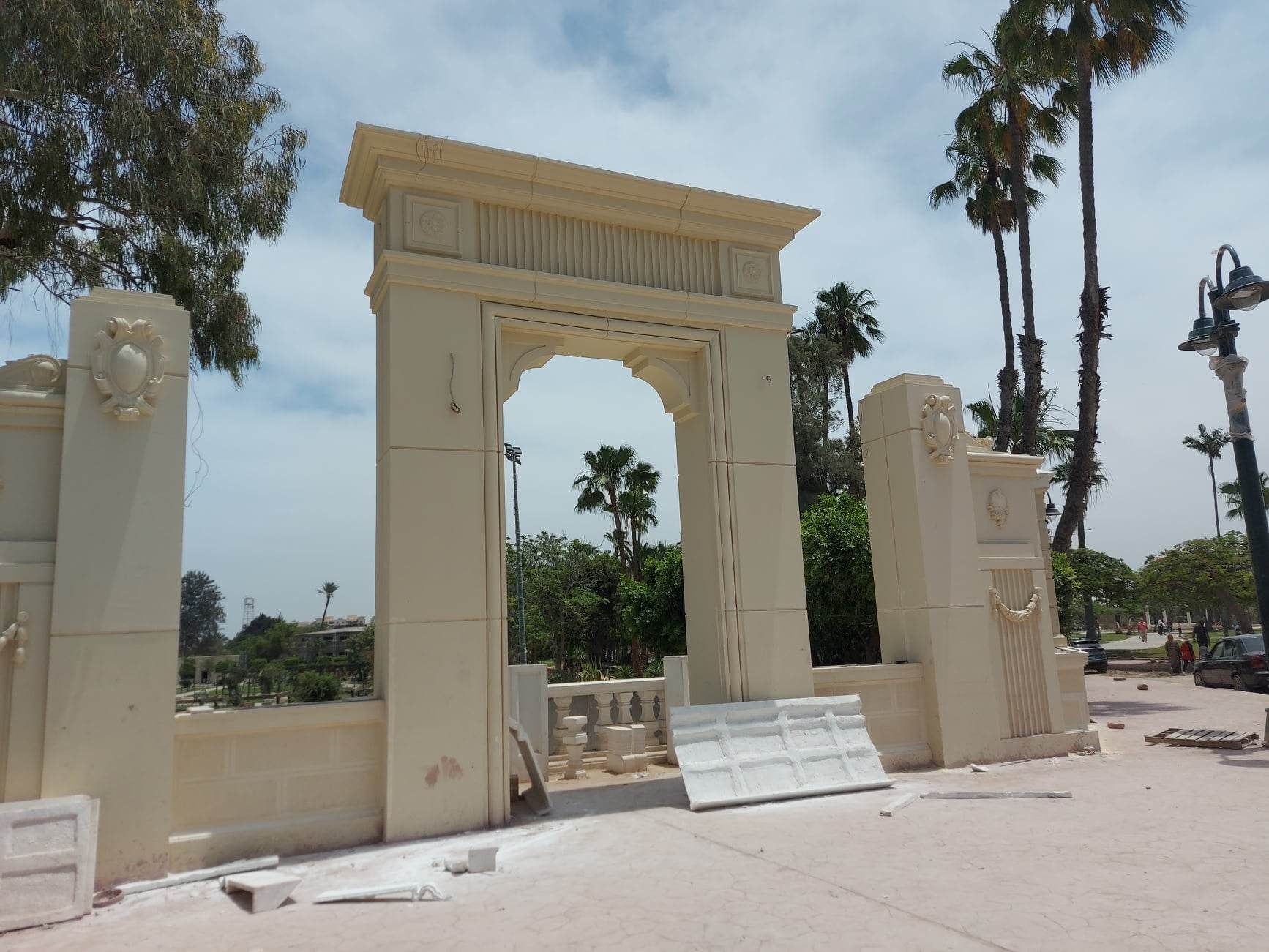 ترميم البوابات و الاسوار ترميم البوابات و الاسوار