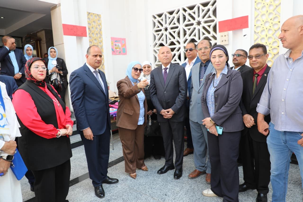 المعرض الخيرى السنوى لدعم الطلاب (2) المعرض الخيرى السنوى لدعم الطلاب (2)