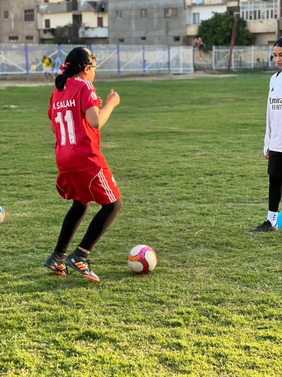 الأطفال والبنات المشاركات فى المبادرة (7) الأطفال والبنات المشاركات فى المبادرة (7)