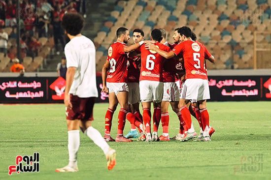 فرحة لاعبي الأهلي بالهدف