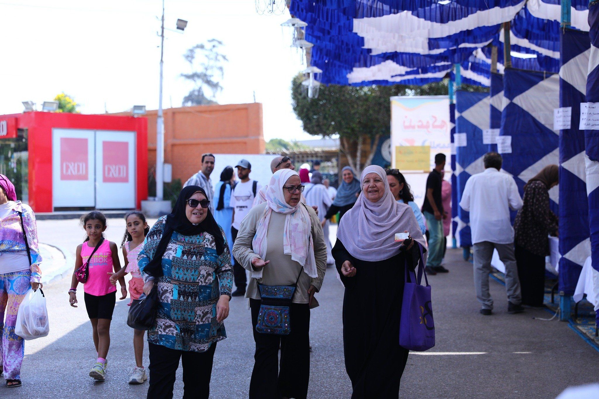 اعضاء نادى الشمس اعضاء نادى الشمس