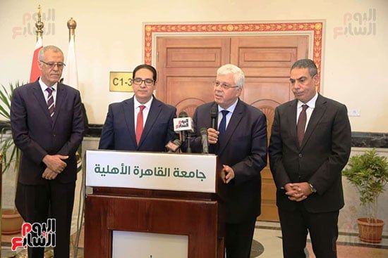 مؤتمر صحفى على هامش افتتاح العام الجامعى من جامعة القاهرة الأهلية (2) مؤتمر صحفى على هامش افتتاح العام الجامعى من جامعة القاهرة الأهلية (2)