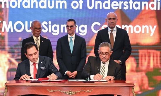 وزارة الاستثمار والتجارة الخارجية تستضيف منتدى الأعمال المصري السنغافوري (4) وزارة الاستثمار والتجارة الخارجية تستضيف منتدى الأعمال المصري السنغافوري (4)