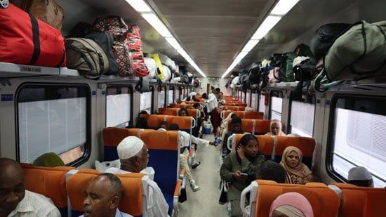 قطار عودة الأشقاء السودانيين