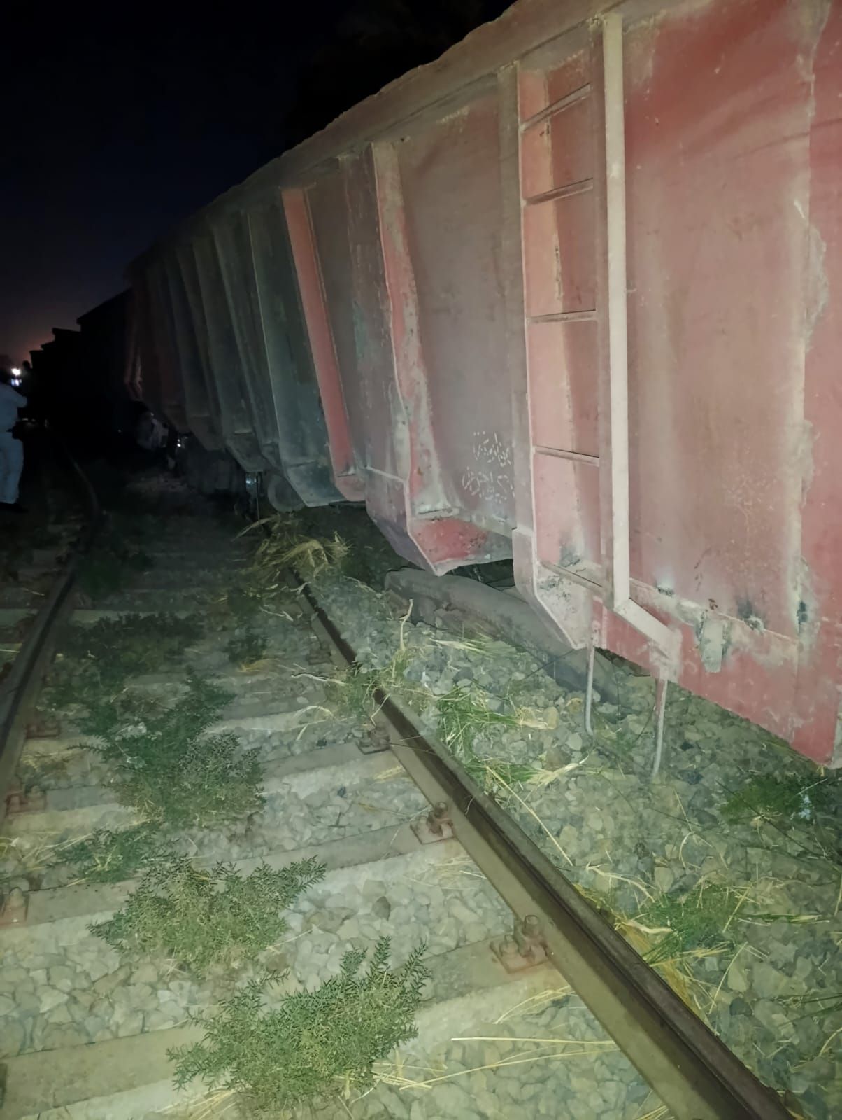 خروج قطار بضائع (10) خروج قطار بضائع (10)