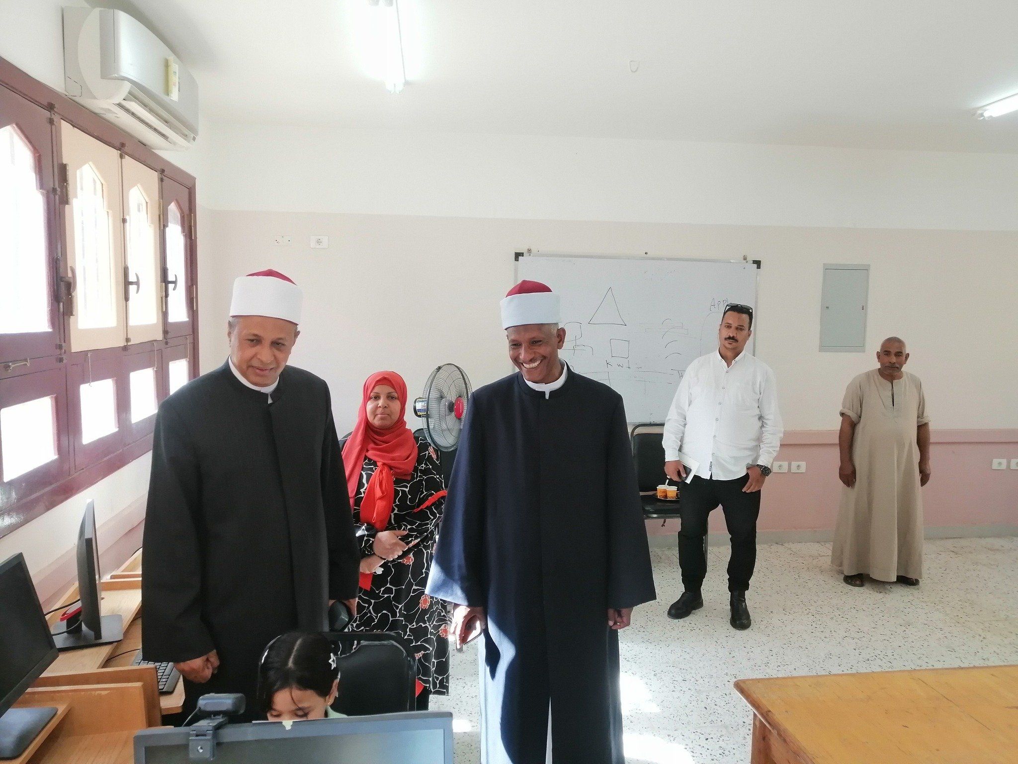متابعة فعاليات مسابقة الأزهر للسنة النبوية الشريفة بالأقصر متابعة فعاليات مسابقة الأزهر للسنة النبوية الشريفة بالأقصر