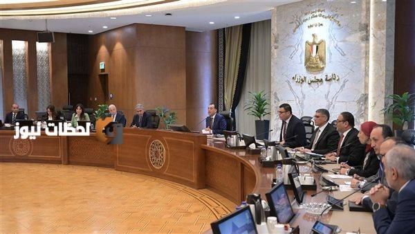 رئيس الوزراء يستعرض خطة إعادة إحياء نزلة السمان كمقصد سياحي استراتيجي