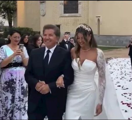 وليد توفيق مع ابنته 1 وليد توفيق مع ابنته 1