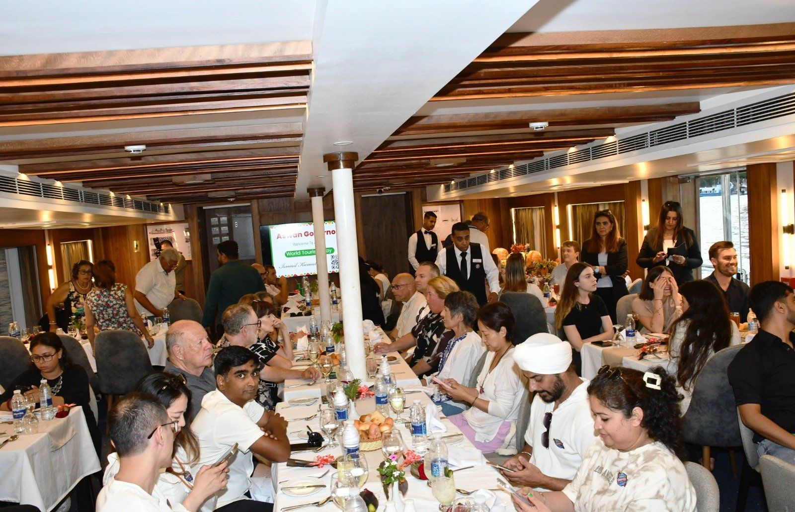 حفل عشاء مشترك