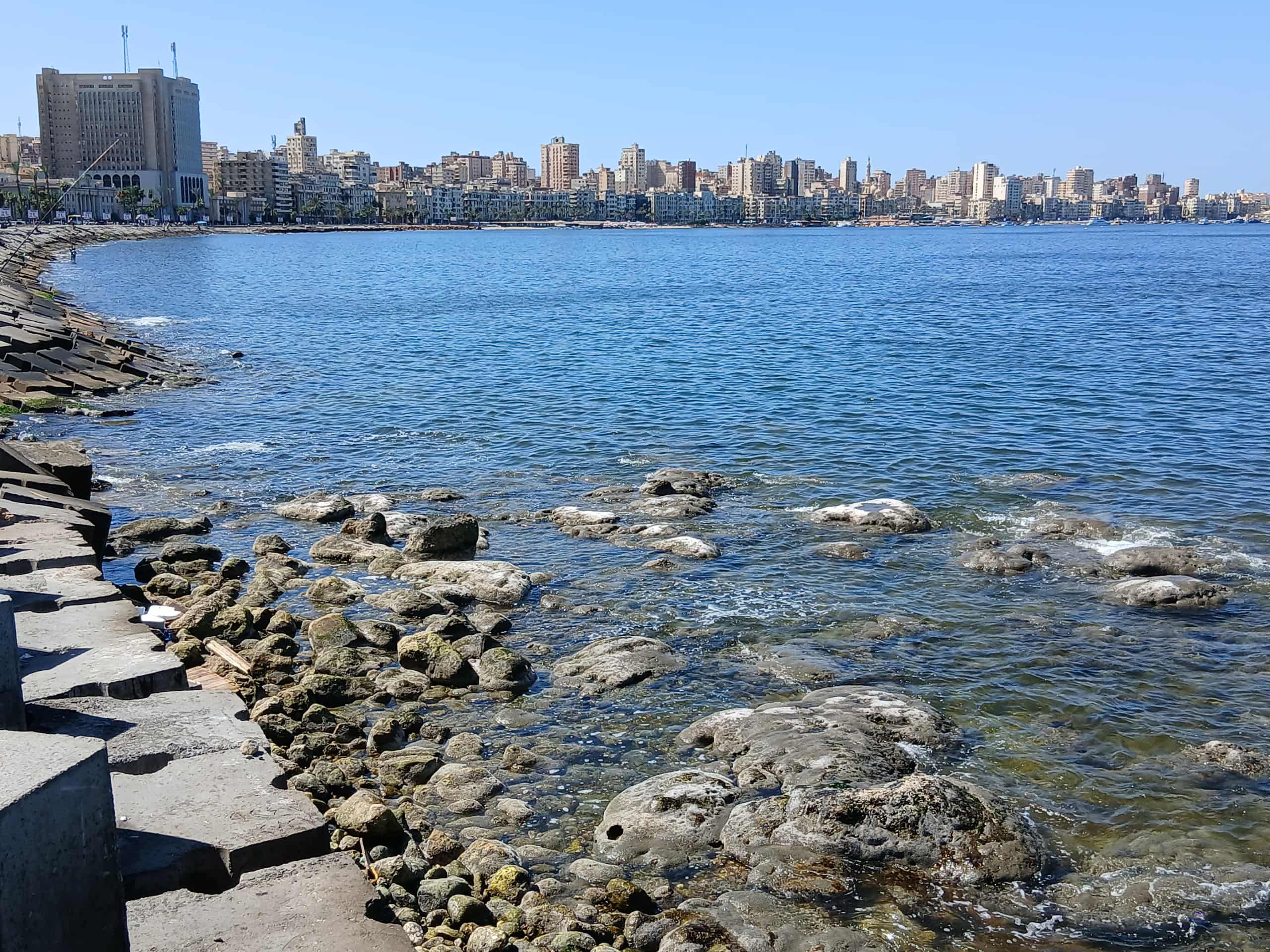 عوامل انحسار البحر في الإسكندرية عوامل انحسار البحر في الإسكندرية
