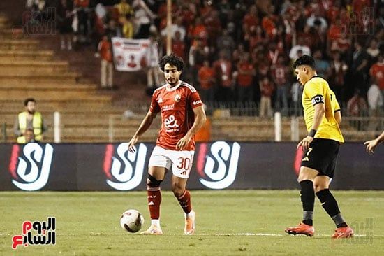 محمد هانى خلال المباراة محمد هانى خلال المباراة