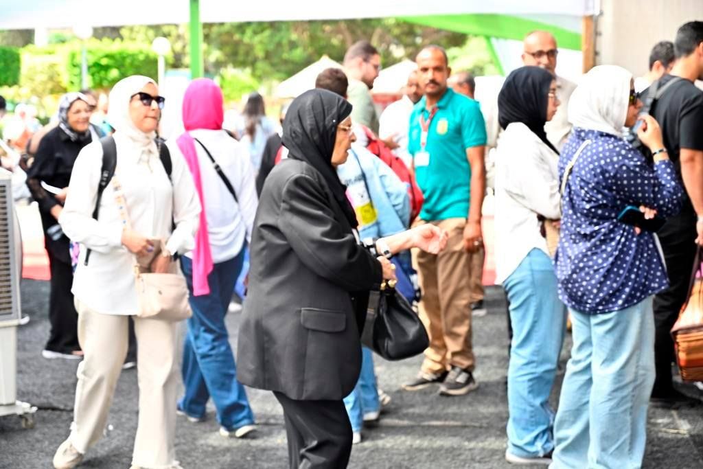 جانب من الجمعية العمومية جانب من الجمعية العمومية