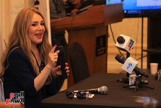 ايمان ابنة الفنانة فيروز ايمان ابنة الفنانة فيروز