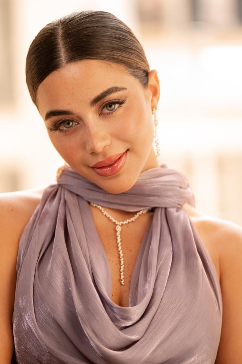 الفنانة يارا السكرى الفنانة يارا السكرى