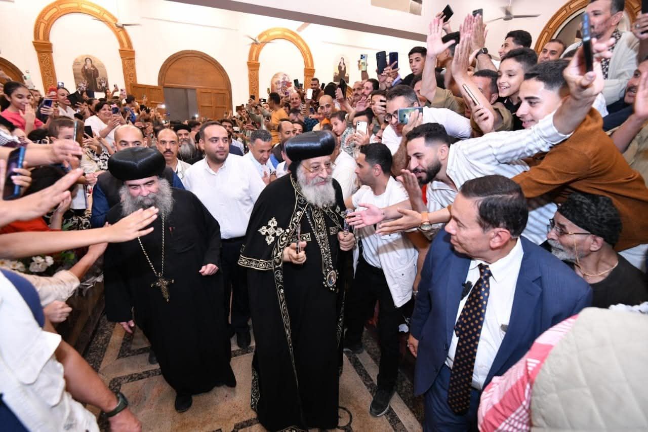 البابا تواضروس الثانى فى القداس البابا تواضروس الثانى فى القداس