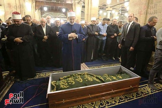 تشييع جنازة الدكتور أحمد عمر هاشم (2) تشييع جنازة الدكتور أحمد عمر هاشم (2)