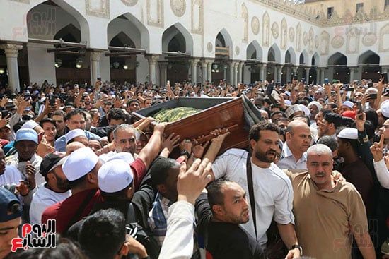 تشييع جنازة الدكتور أحمد عمر هاشم (12) تشييع جنازة الدكتور أحمد عمر هاشم (12)