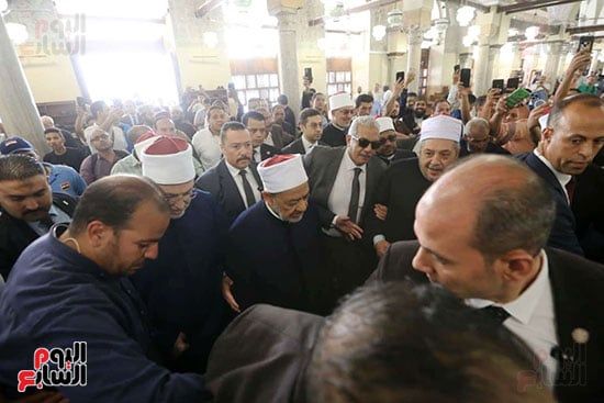 جنازة أحمد عمر هاشم (7) جنازة أحمد عمر هاشم (7)