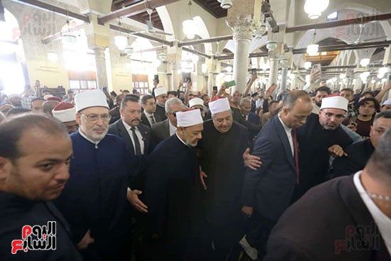 جنازة أحمد عمر هاشم (4) جنازة أحمد عمر هاشم (4)