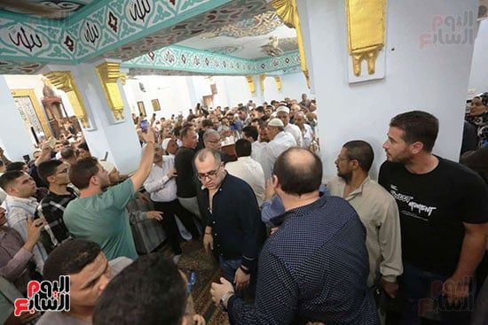 جثمان الدكتور أحمد عمر هاشم يصل الشرقية