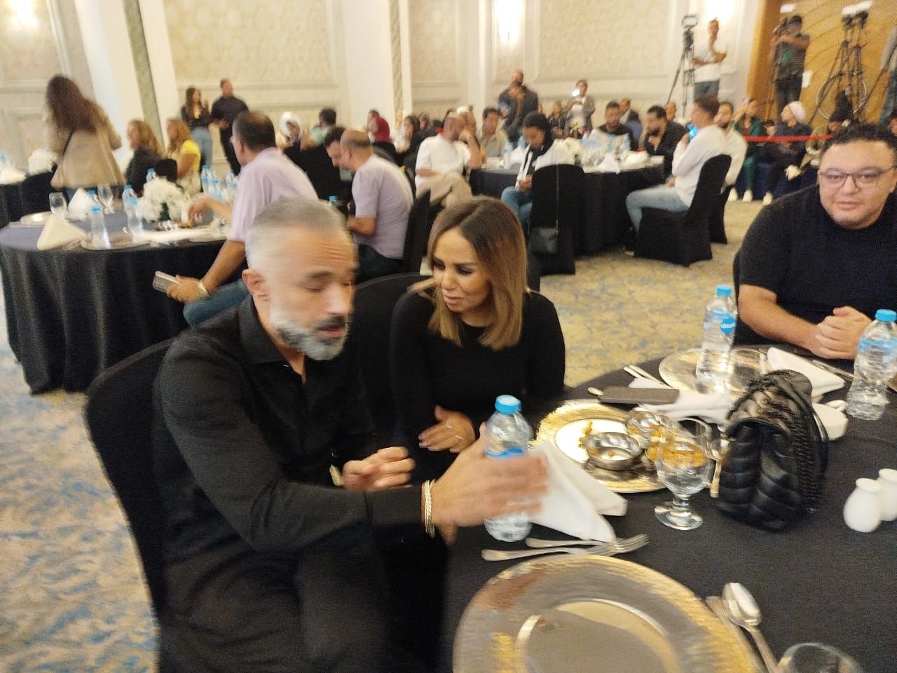 بعد النجاح الساحق لألبومها تاريخي.. مي فاروق تحتفي مع نجوم الفن في أمسية أسطورية (5) بعد النجاح الساحق لألبومها تاريخي.. مي فاروق تحتفي مع نجوم الفن في أمسية أسطورية (5)