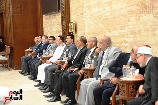 الحضور فى عزاء أحمد عمر هاشم
