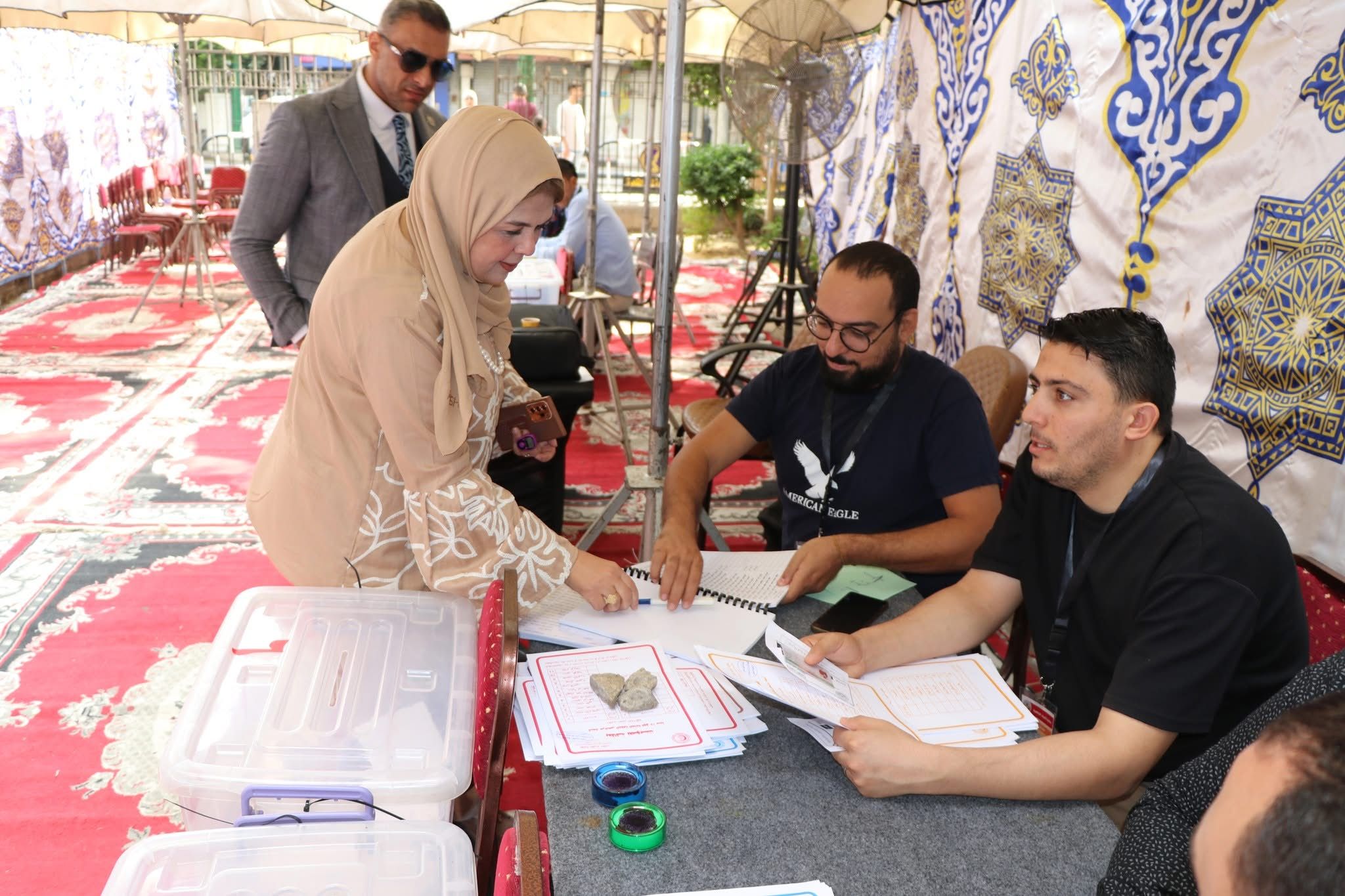 رئيس فرعية القاهرة
