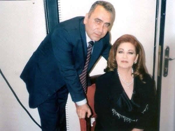 ميادة الحناوى وشقيقها ميادة الحناوى وشقيقها