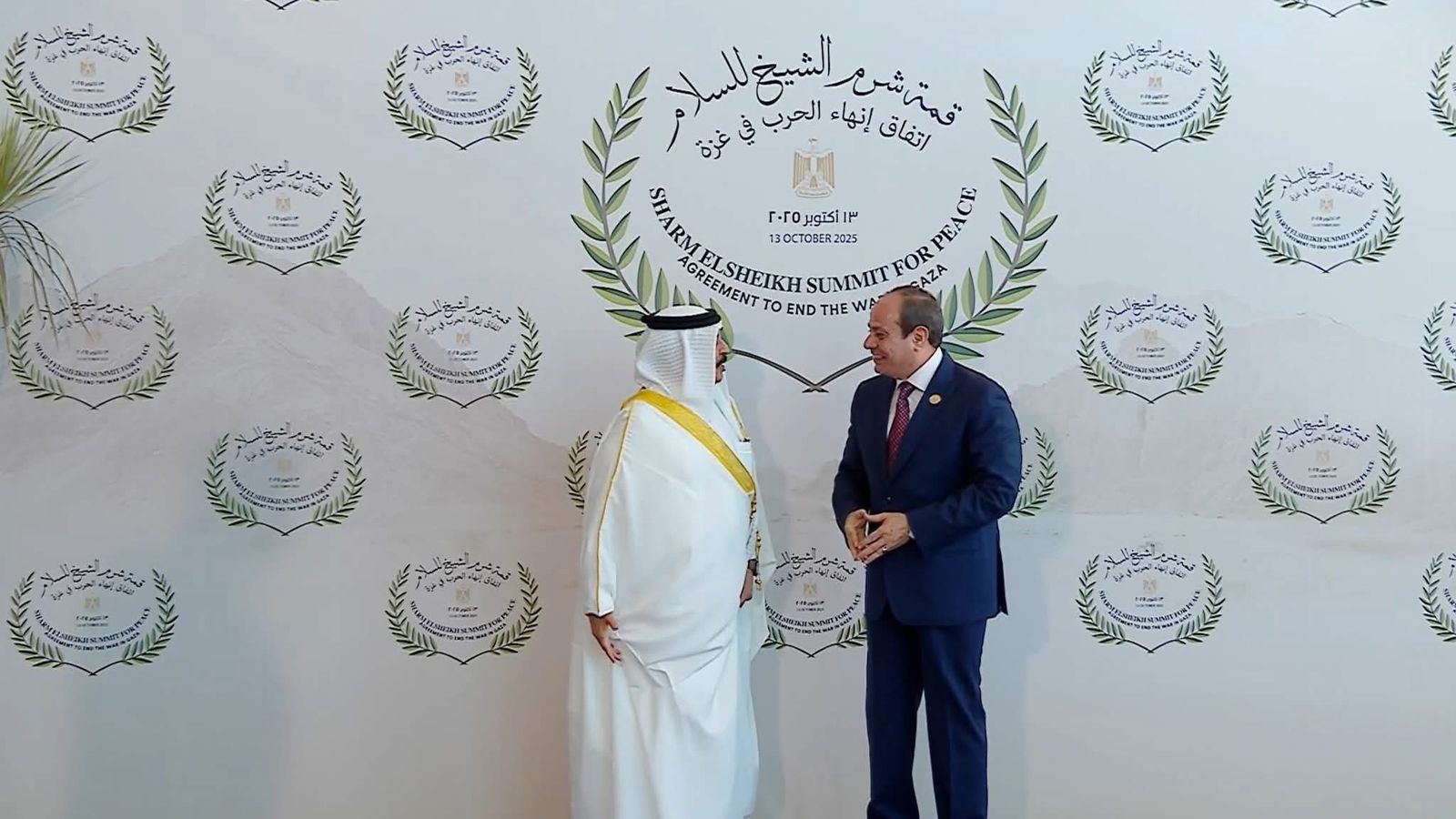 السيسي يستقبل ملك البحرين (7) السيسي يستقبل ملك البحرين (7)