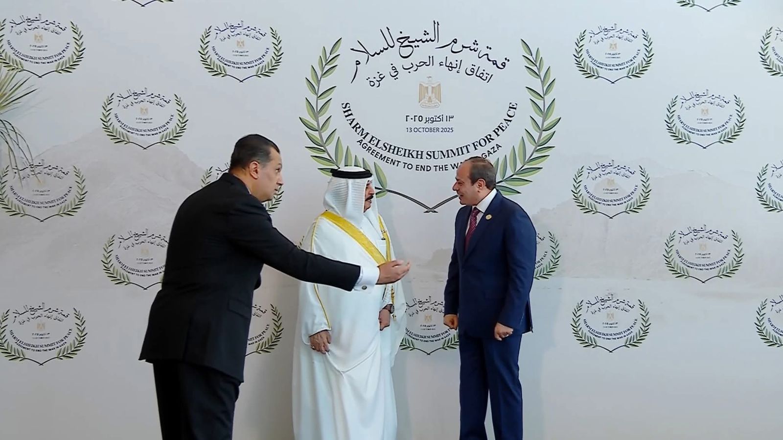 السيسي يستقبل ملك البحرين (6) السيسي يستقبل ملك البحرين (6)