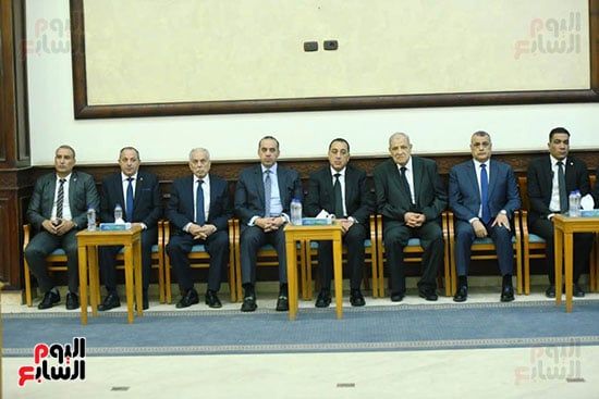 عدد من رجال الدولة خلال العزاء عدد من رجال الدولة خلال العزاء