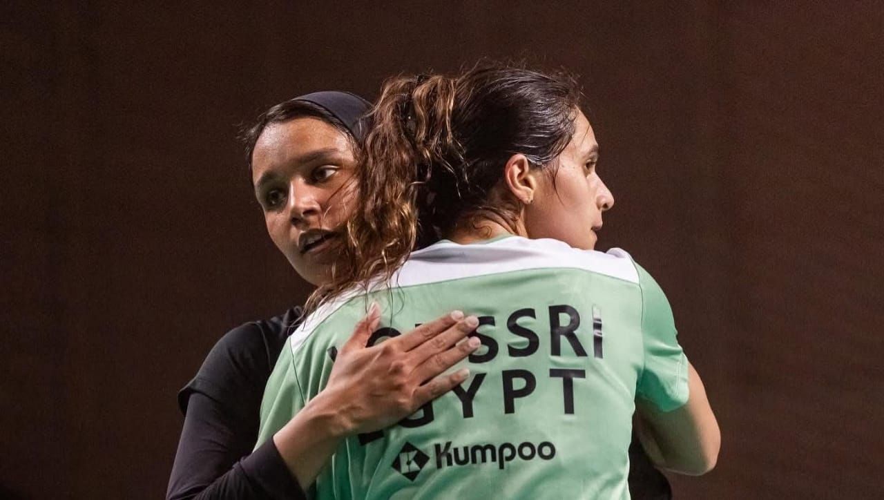 الريشة الطائرة الريشة الطائرة