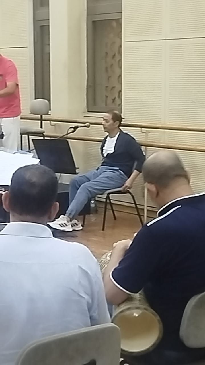 بروفة خاصة لمدحت صالح استعداداً لحفلته في مهرجان الموسيقى العربية غدا (3) بروفة خاصة لمدحت صالح استعداداً لحفلته في مهرجان الموسيقى العربية غدا (3)