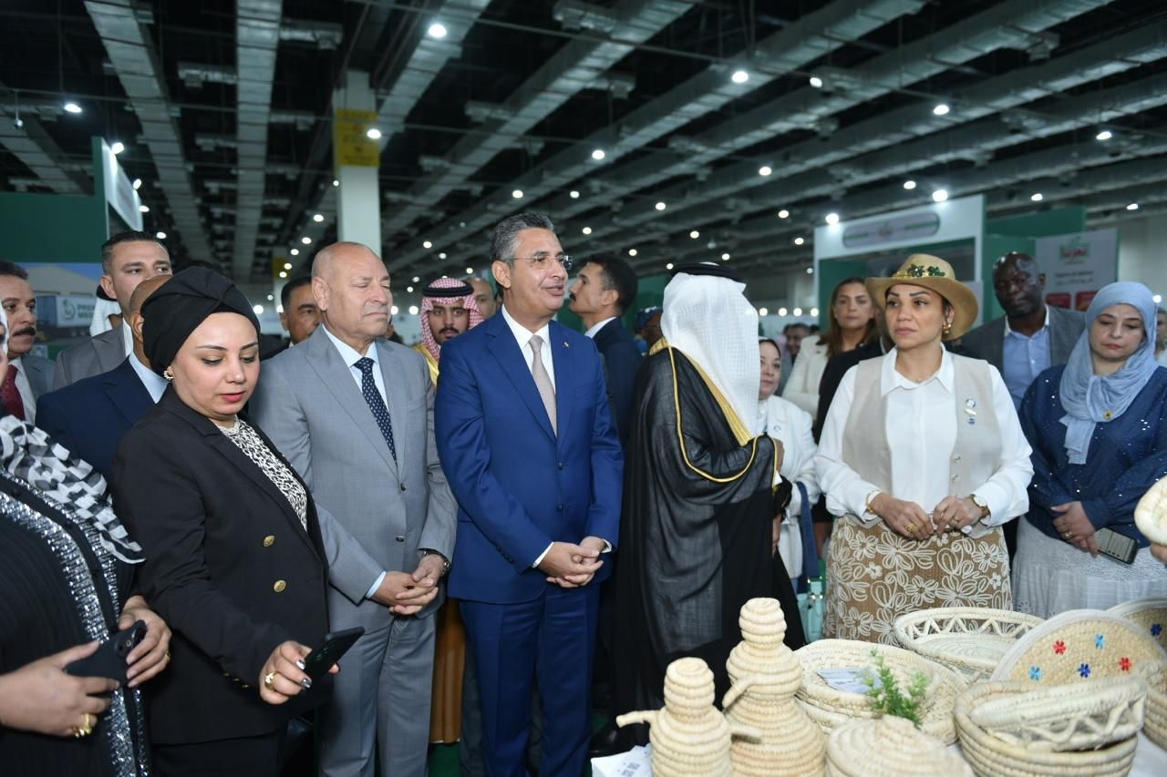 فعاليات النسخة الثانية من الملتقى والمعرض الدولي للتمور فعاليات النسخة الثانية من الملتقى والمعرض الدولي للتمور