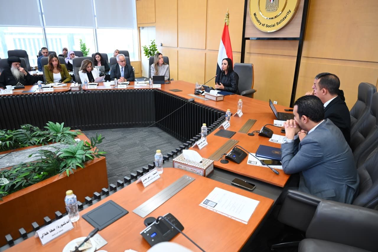 فعاليات المائدة المستديرة التي نظمها صندوق فعاليات المائدة المستديرة التي نظمها صندوق