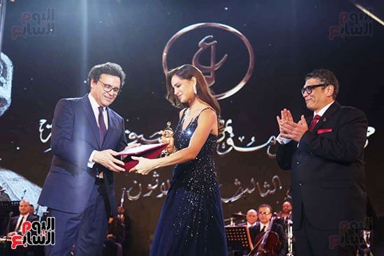 تكريم أمال ماهر تكريم أمال ماهر