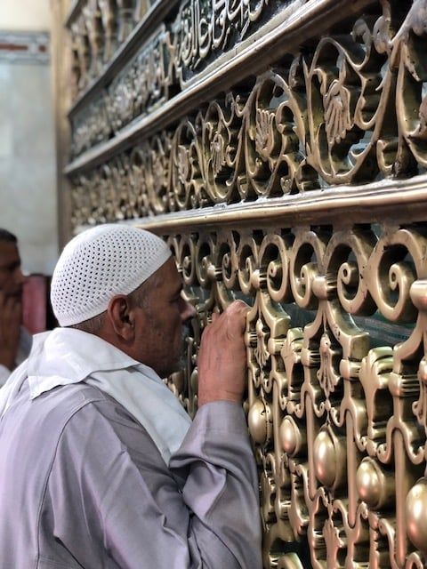 عدد من المترددين على مقام السيد البدوى (6) عدد من المترددين على مقام السيد البدوى (6)
