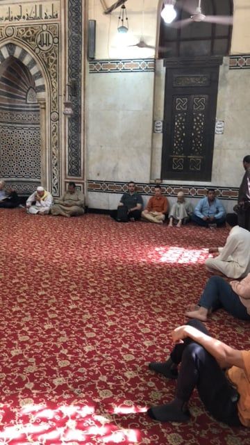 عدد من المترددين على مقام السيد البدوى (3) عدد من المترددين على مقام السيد البدوى (3)