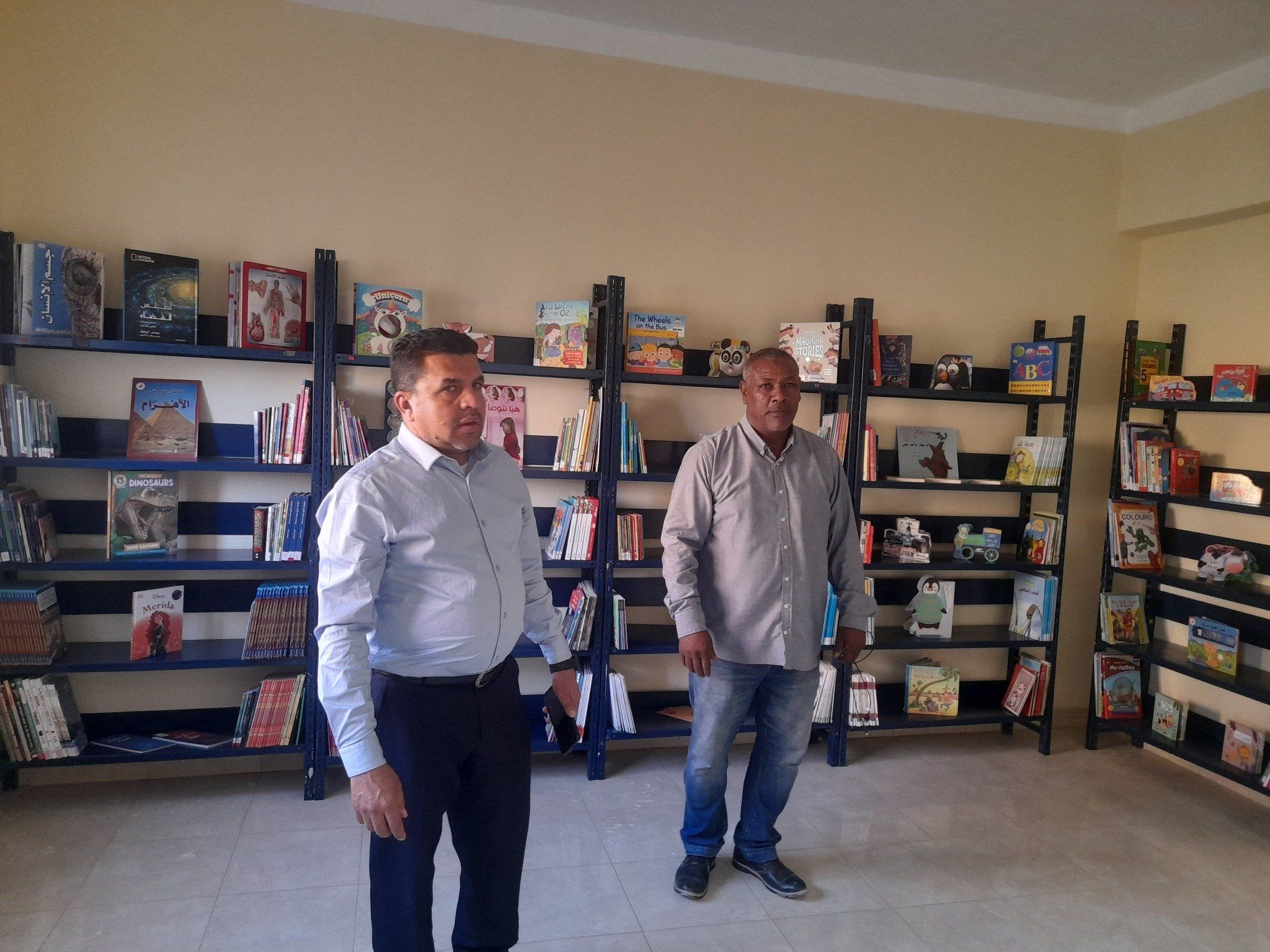 رئيس مدينة الطود يتابع التجهيزات النهائية لمكتبة مصر العامة فرع الطود رئيس مدينة الطود يتابع التجهيزات النهائية لمكتبة مصر العامة فرع الطود