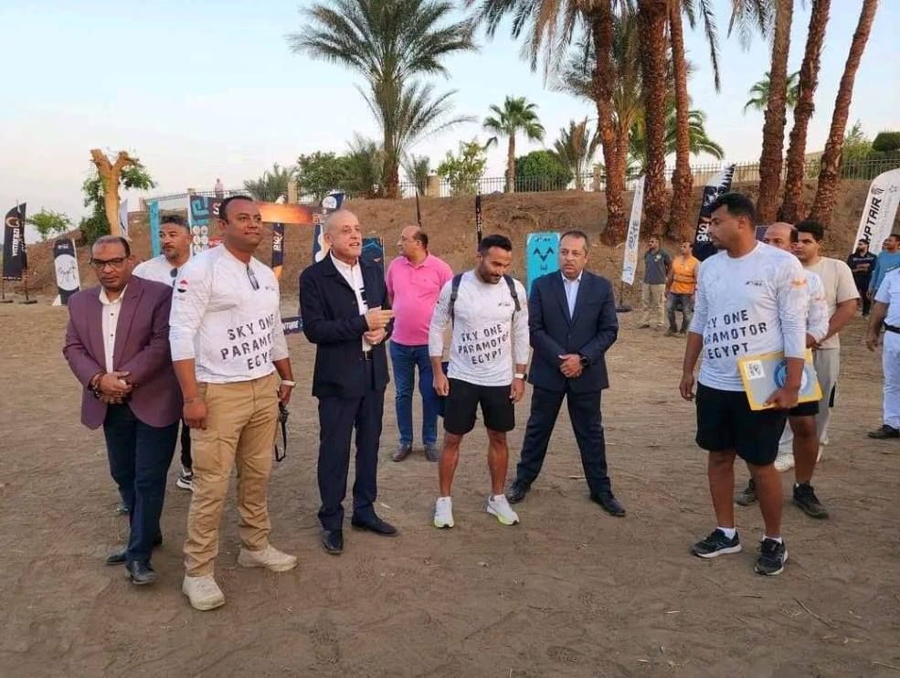 كلمة المحافظ لدعم ضيوف مصر فى مظلات الباراموتور كلمة المحافظ لدعم ضيوف مصر فى مظلات الباراموتور