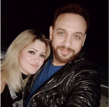 مصطفى قمر وزوجته مصطفى قمر وزوجته